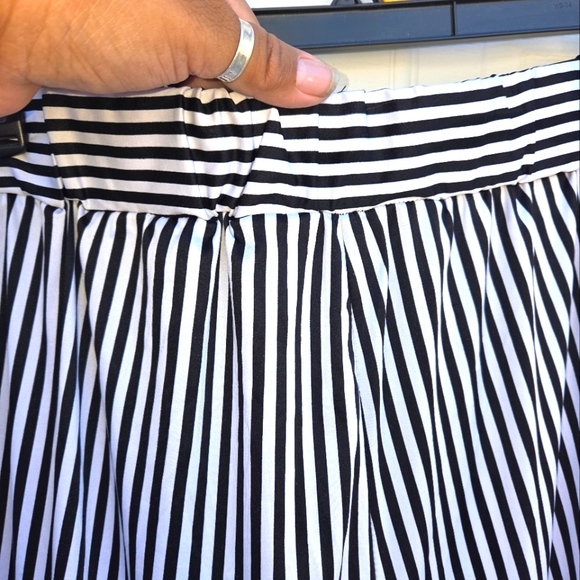 Robert Louis Striped Black and White Womens  Pants - Picture 3 of 6